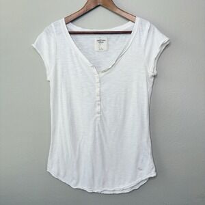 Y2K Abercrombie Large Layer Henley Fitted Tee Shirt Top Bella Swan Elena Gilbert